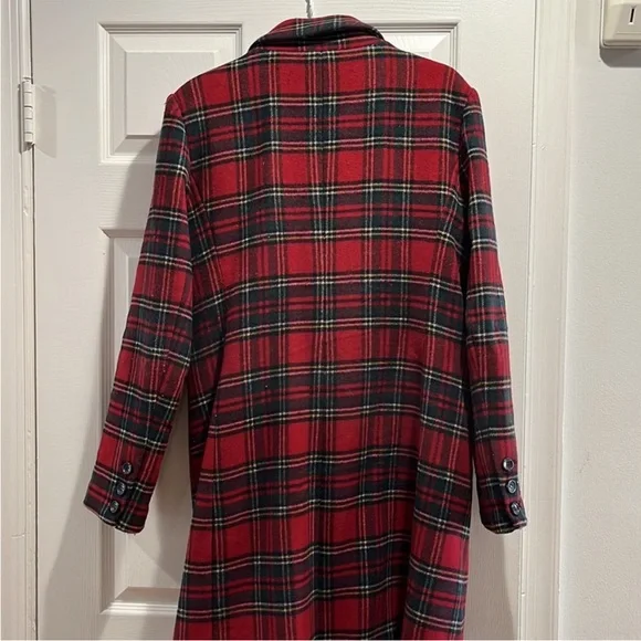 Beautiful 70% wool Reformation Middlebury long plaid coat, size Large - Picture 7 of 11